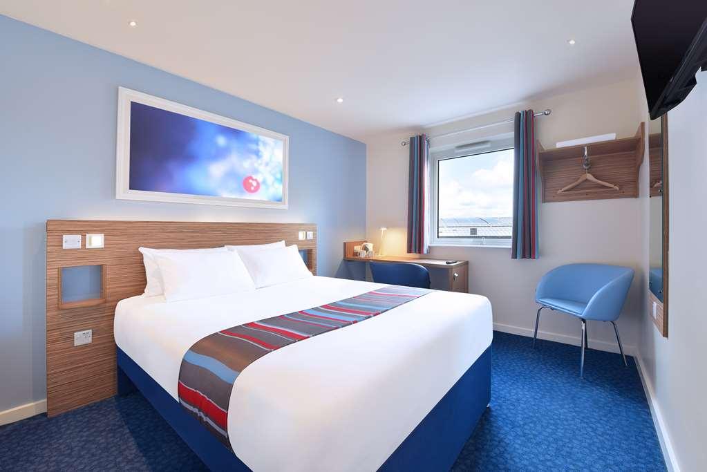 Travelodge Cork Room photo
