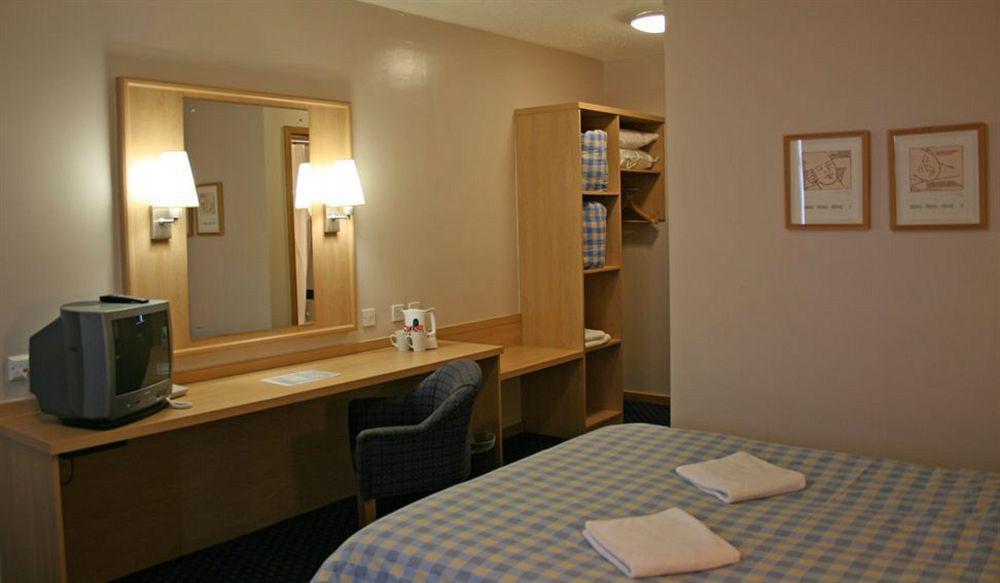 Travelodge Cork Exterior photo
